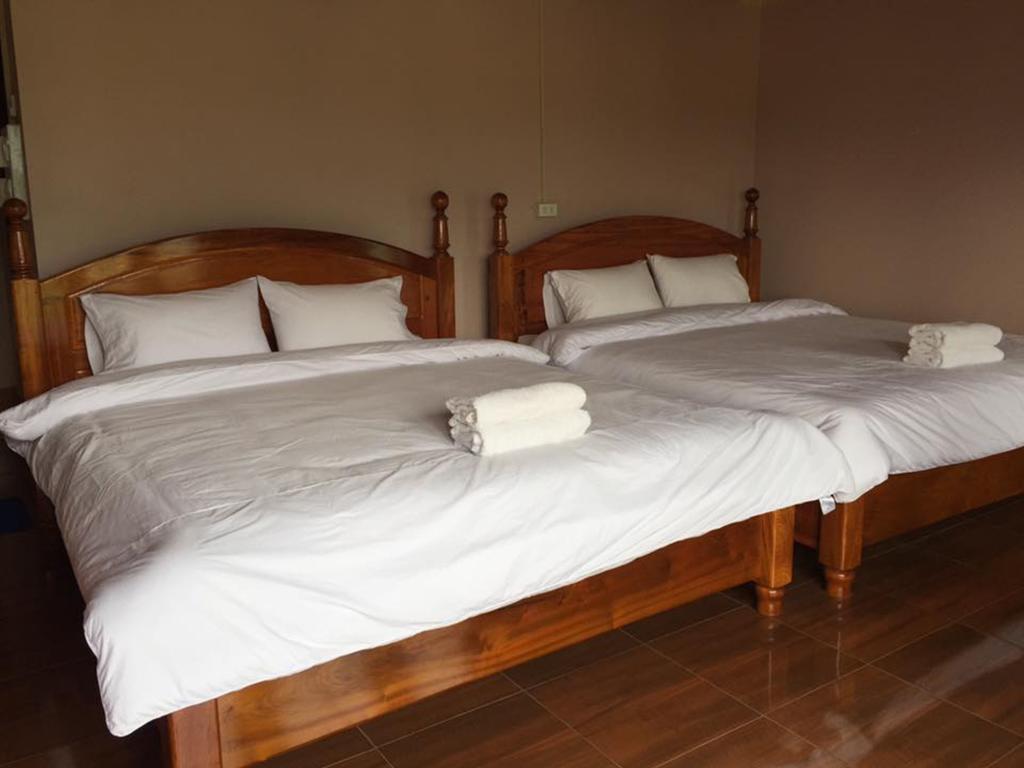 Happy River View Hotel Vang Vieng Dış mekan fotoğraf