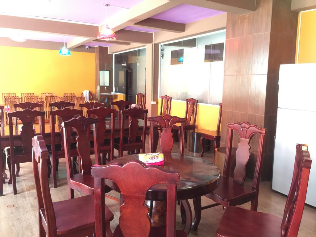 Happy River View Hotel Vang Vieng Dış mekan fotoğraf