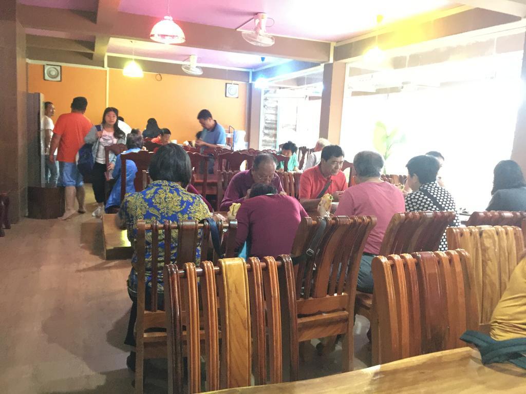 Happy River View Hotel Vang Vieng Dış mekan fotoğraf